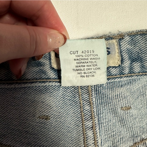 Vintage Guess Jeans - Picture 8 of 11